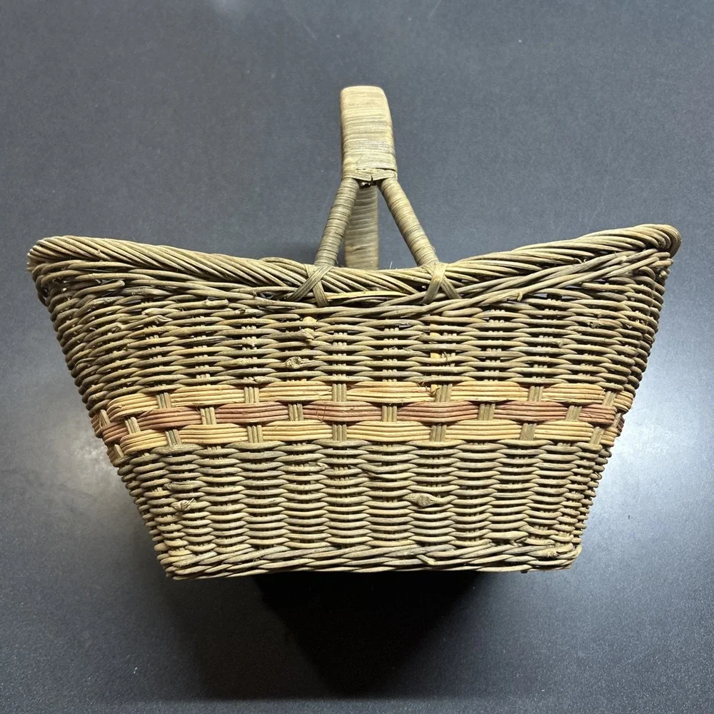 Vintage Dollywood Artisan Wicker Gathering Bread Basket with Handle Large 16